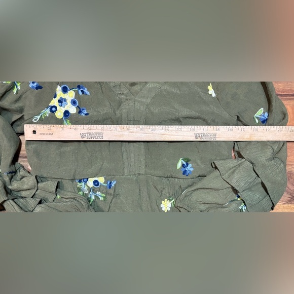 Fig & Flower Anthropology Size Medium Dress Green Floral Embroidered Boho Tunic - Picture 4 of 5